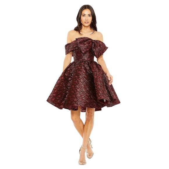 Mac Duggal NWT Brocade Off The Shoulder Bow Detail Short Dress in Ruby Size 8